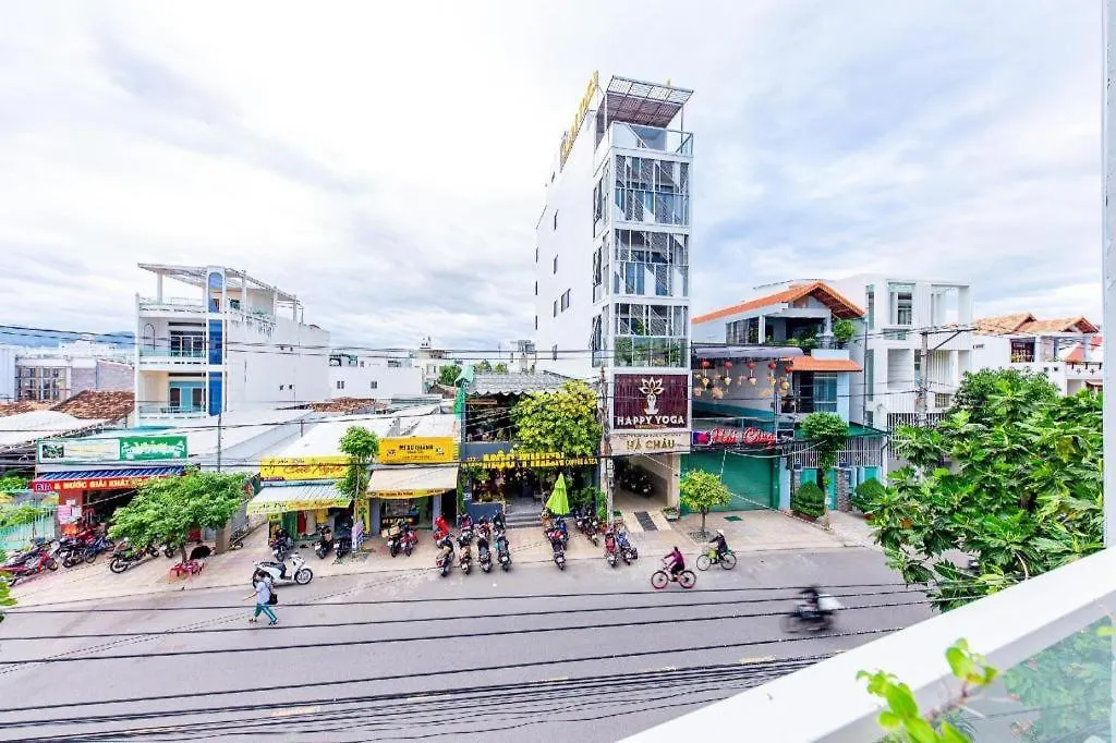 **  Oyo 587 Trang Long Otel Nha Trang Vietnam