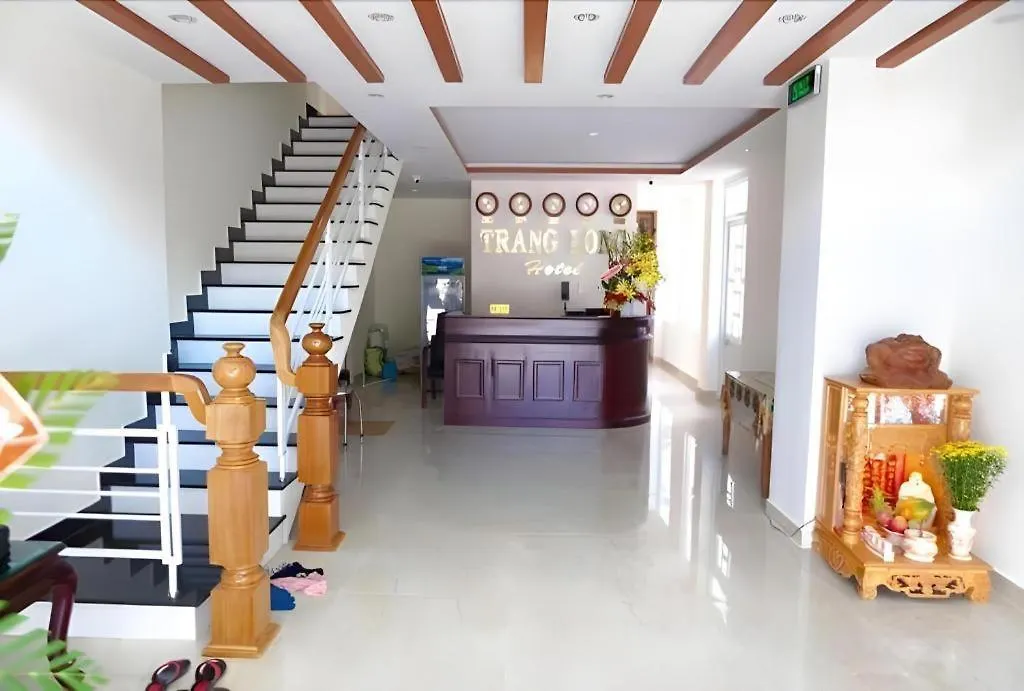 **  Oyo 587 Trang Long Otel Nha Trang Vietnam